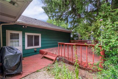 6225 Stratford Drive Parma Heights OH 44130