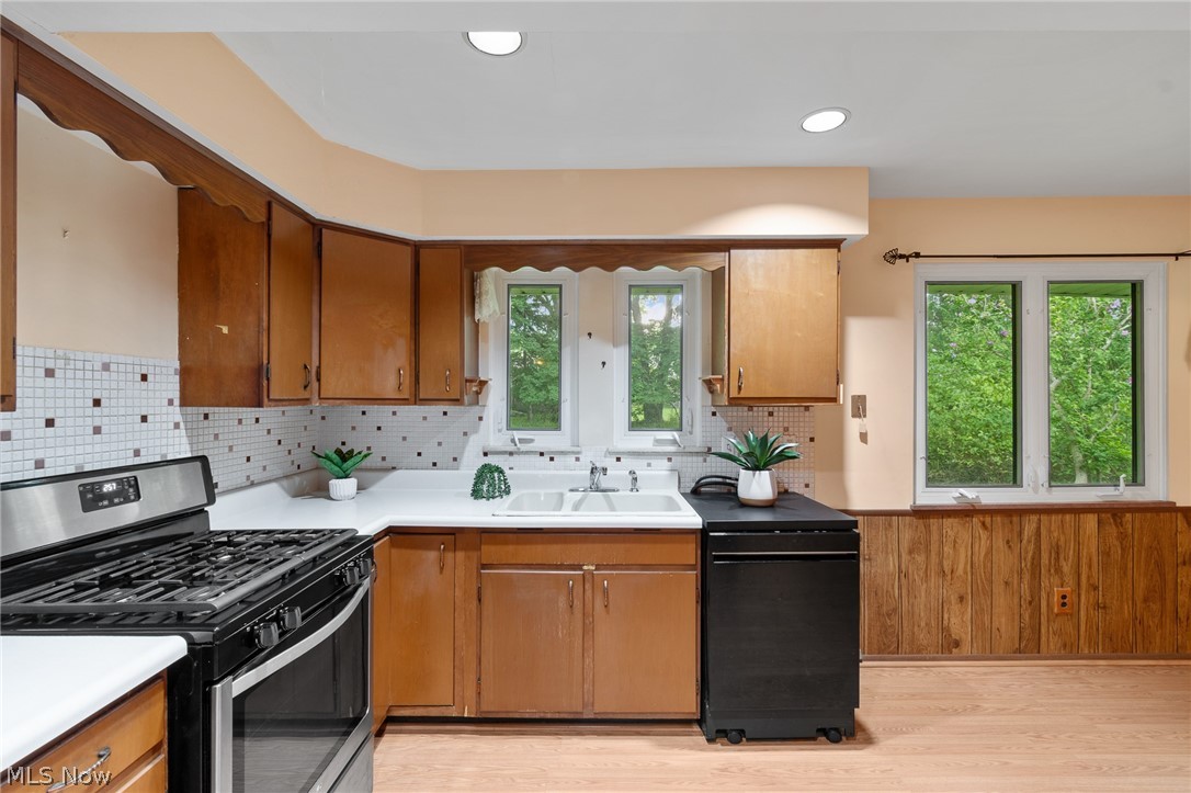 6225 Stratford Drive Parma Heights OH 44130