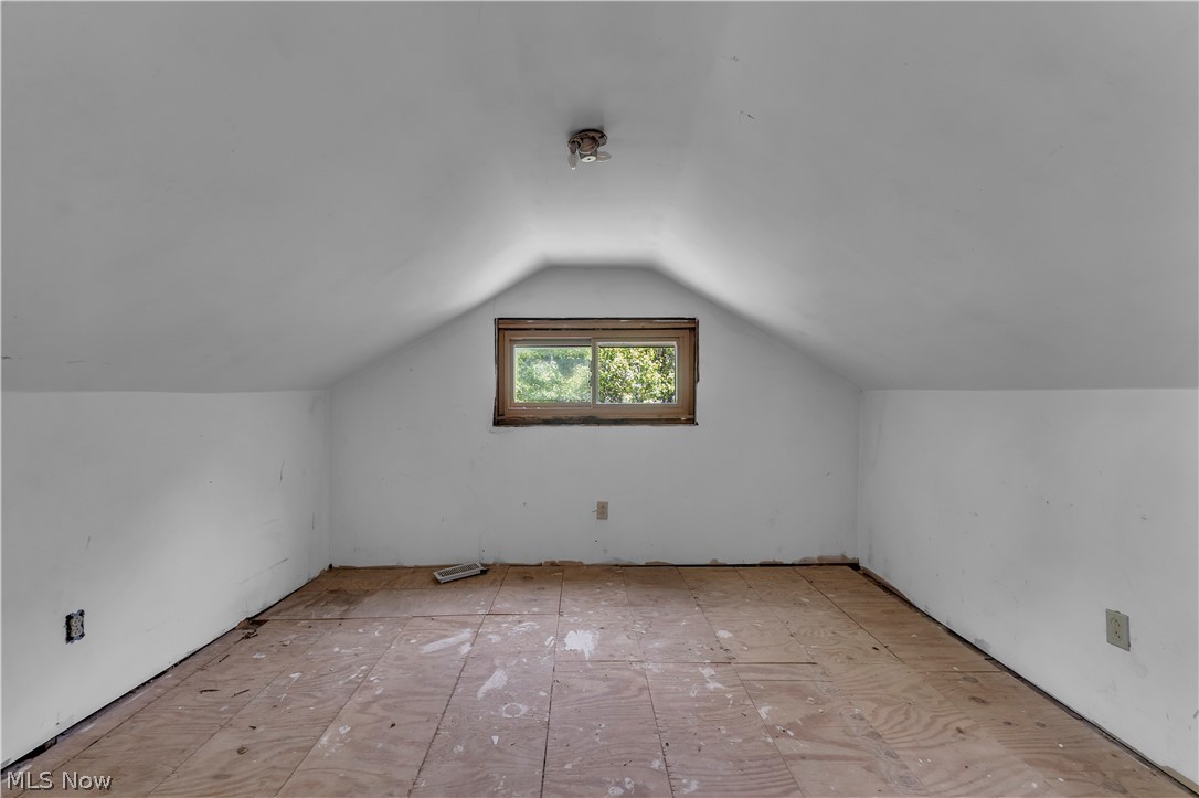23804 Blackburn Road Oakwood OH 44146