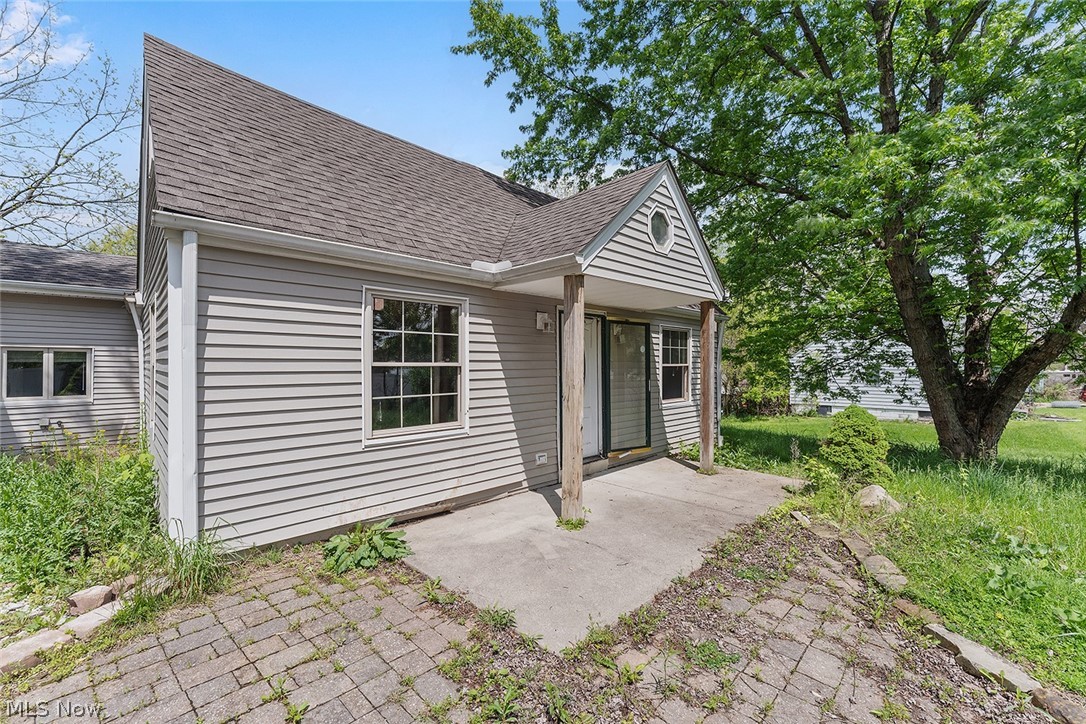 23804 Blackburn Road Oakwood OH 44146