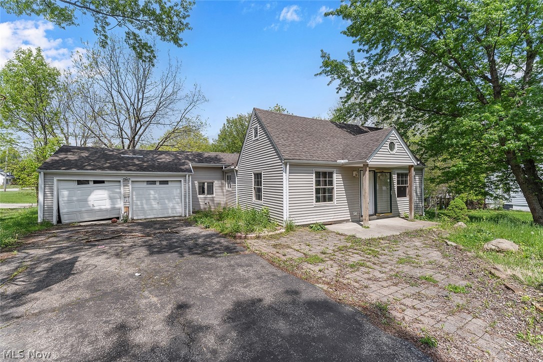 23804 Blackburn Road Oakwood OH 44146