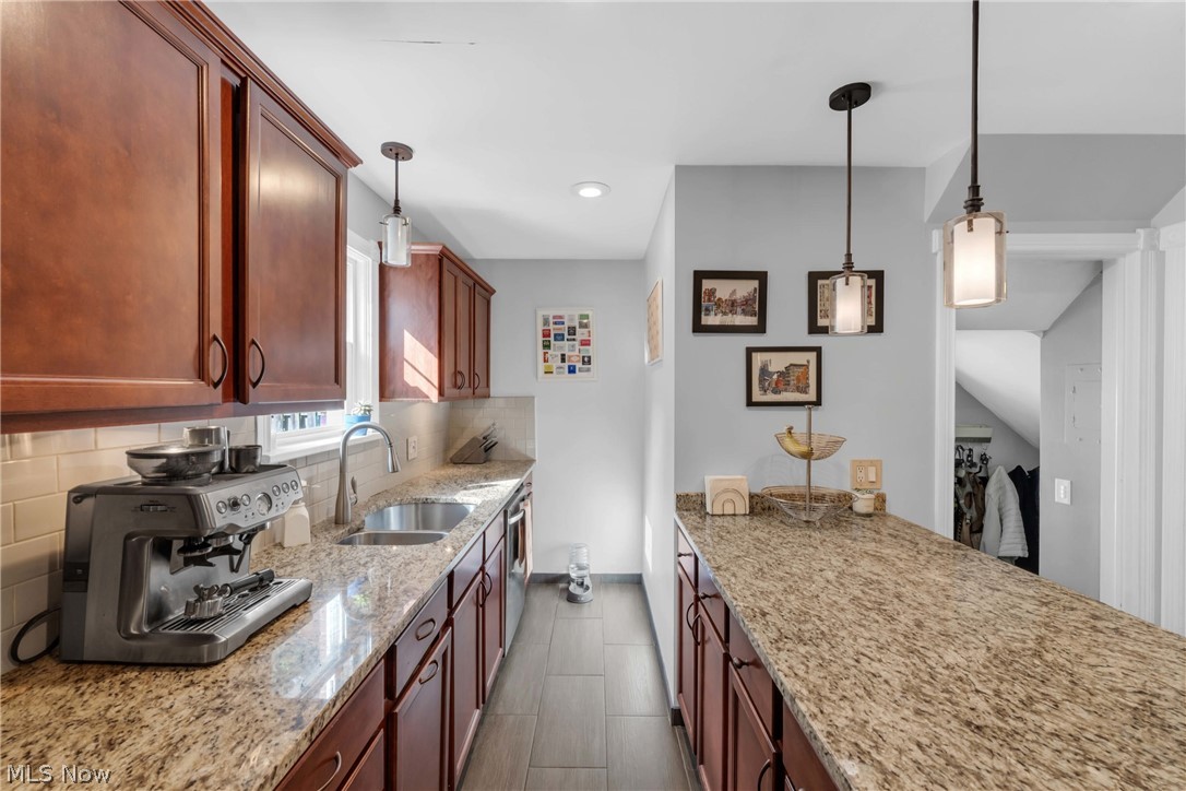 4658 W Park Drive Fairview Park OH 44126