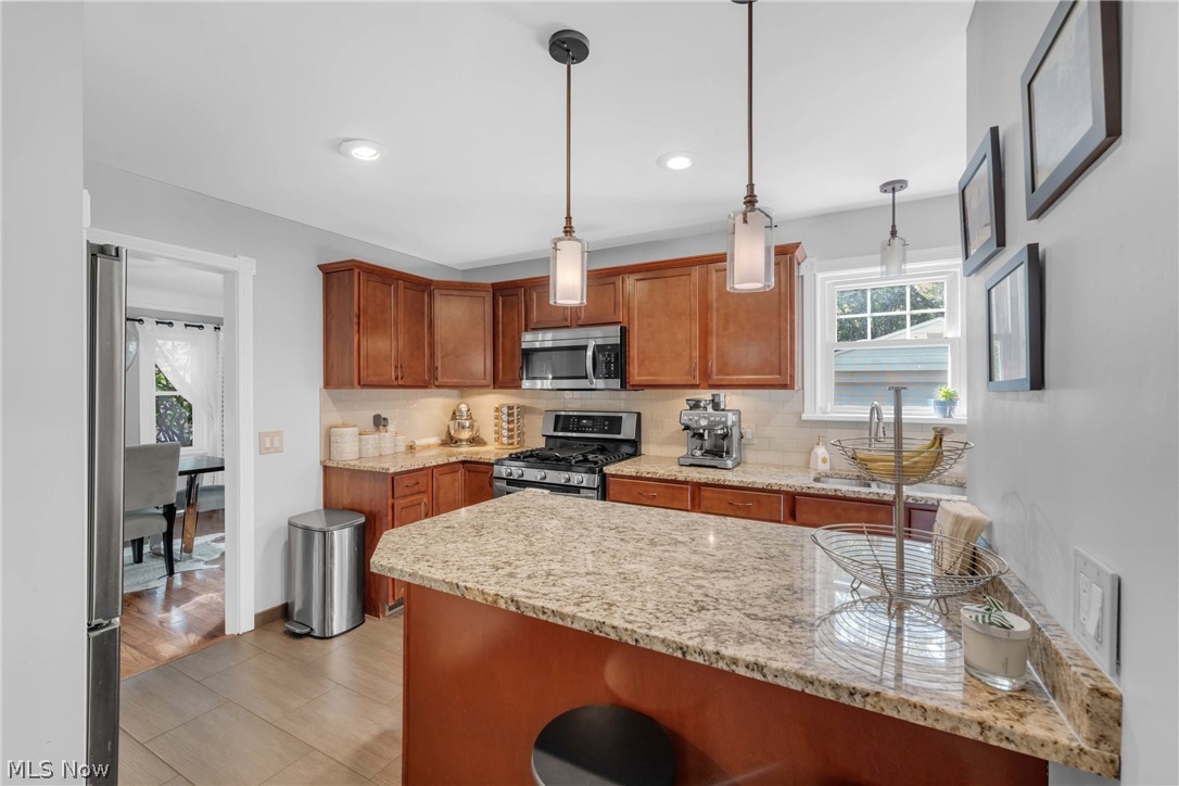 4658 W Park Drive Fairview Park OH 44126
