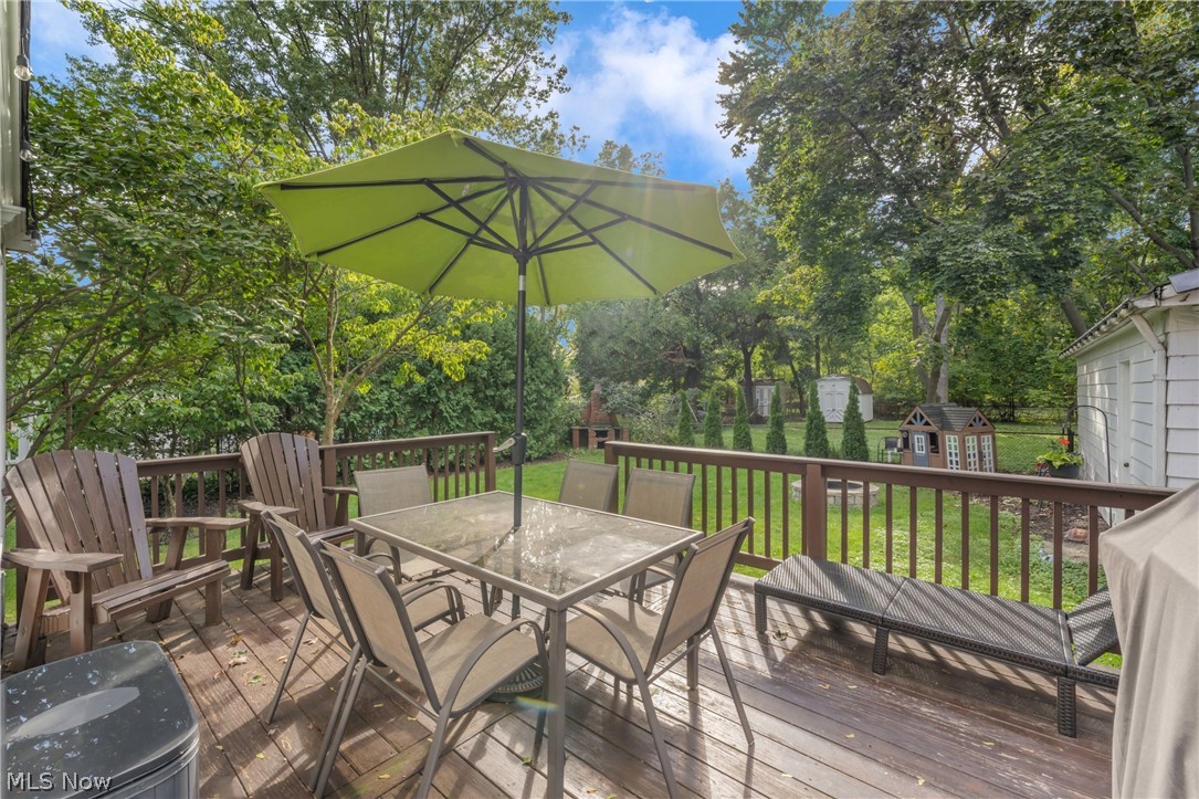 4658 W Park Drive Fairview Park OH 44126