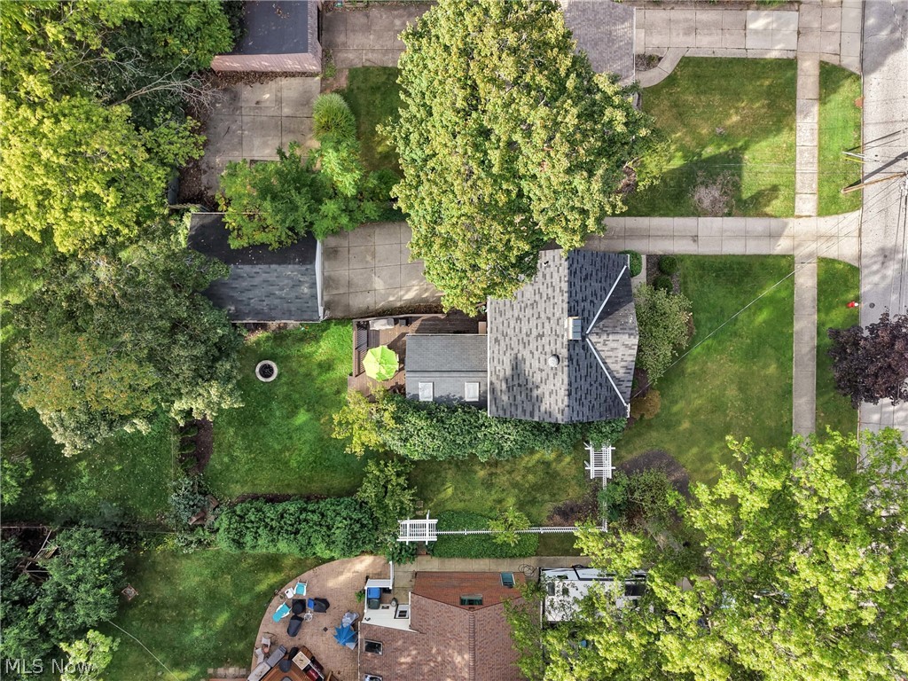 4658 W Park Drive Fairview Park OH 44126