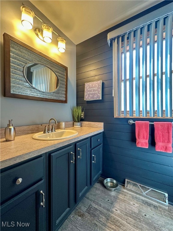 1218 Ohltown Mcdonald Road Mineral Ridge OH 44440