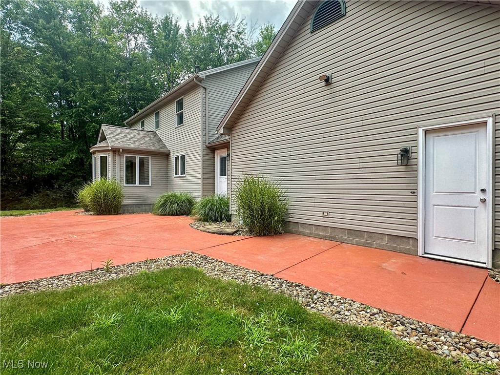 1218 Ohltown Mcdonald Road Mineral Ridge OH 44440