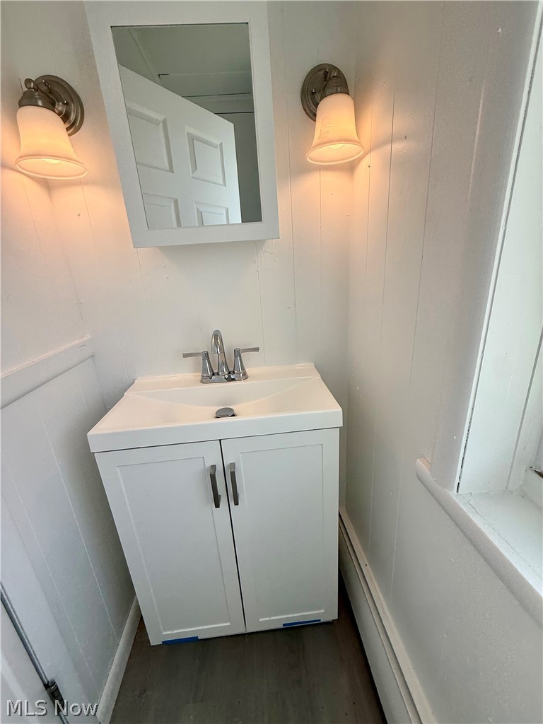 240 W Main Street Washingtonville OH 44490