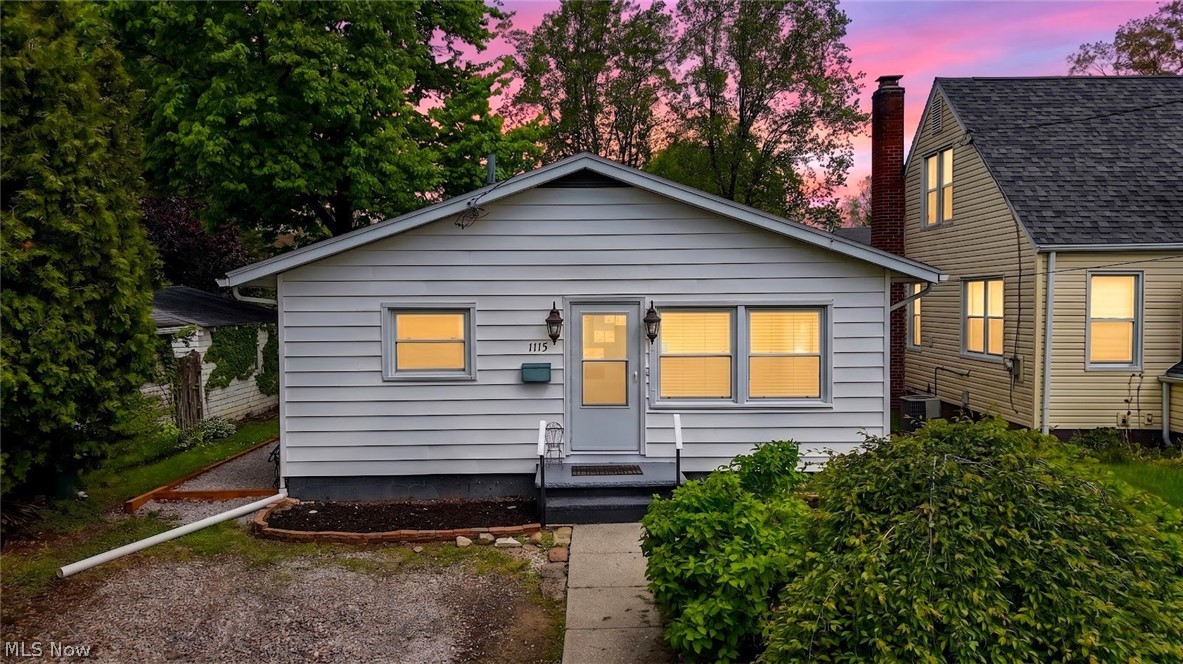 1115 21st Street NE Canton OH 44714