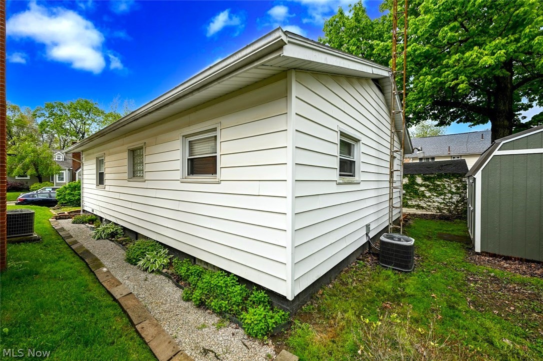1115 21st Street NE Canton OH 44714