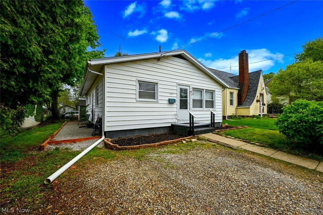 1115 21st Street NE Canton OH 44714