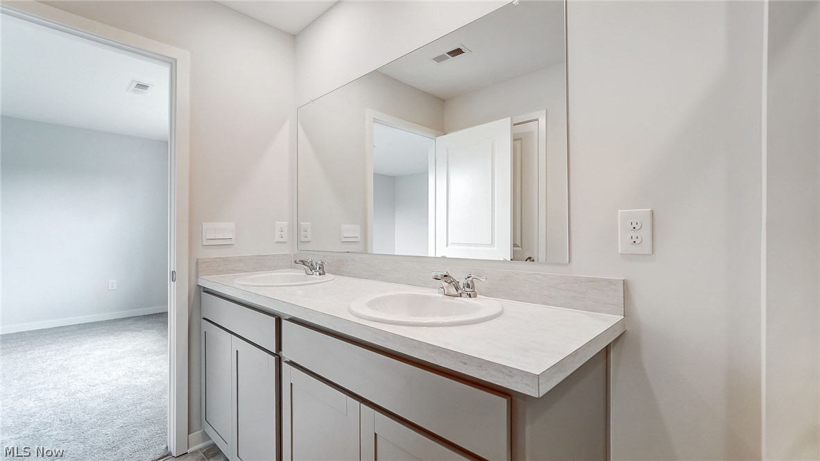 3712 Aileen Way Zanesville OH 43701