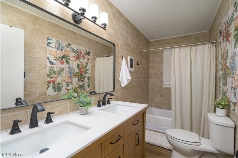 3072 Tallmadge Road Kent OH 44240