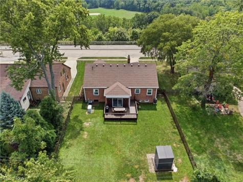 19110 Rockcliff Drive Rocky River OH 44116