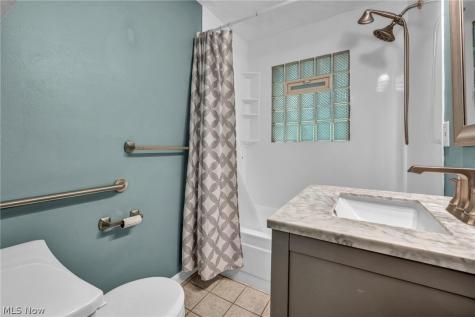 11259 Robson Road Grafton OH 44044