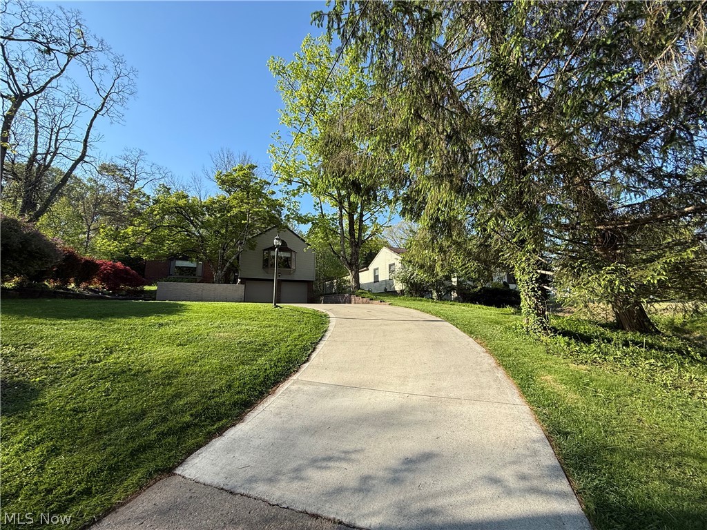 11259 Robson Road Grafton OH 44044
