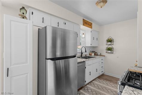 15474 Holland Road Brook Park OH 44142