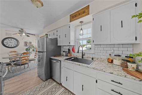 15474 Holland Road Brook Park OH 44142