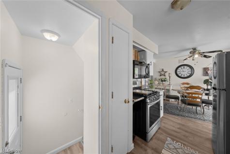 15474 Holland Road Brook Park OH 44142