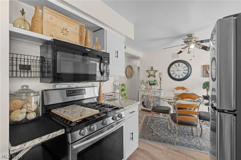 15474 Holland Road Brook Park OH 44142