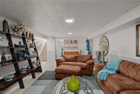 15474 Holland Road Brook Park OH 44142