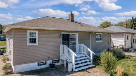 15474 Holland Road Brook Park OH 44142