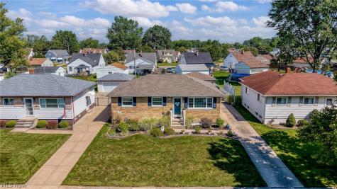 15474 Holland Road Brook Park OH 44142