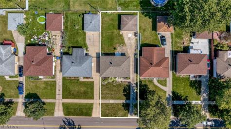 15474 Holland Road Brook Park OH 44142