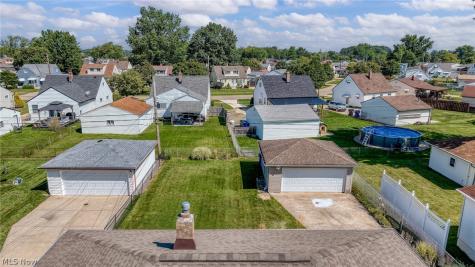 15474 Holland Road Brook Park OH 44142