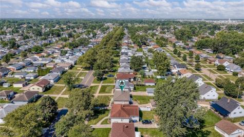 15474 Holland Road Brook Park OH 44142