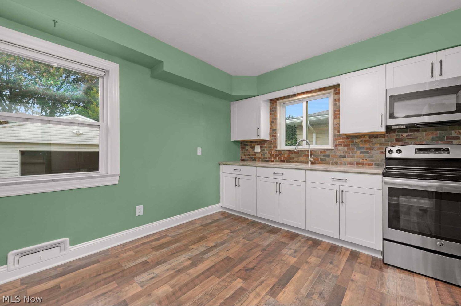 3830 Circlewood Drive Fairview Park OH 44126