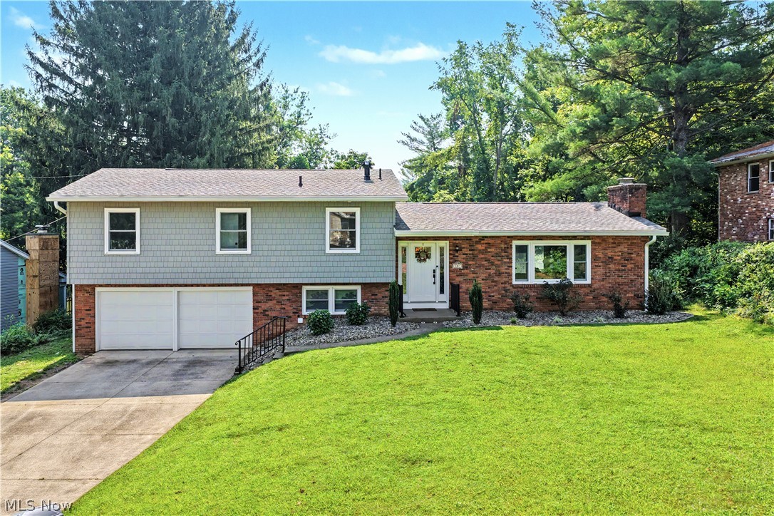 107 Woodcrest Drive Marietta OH 45750