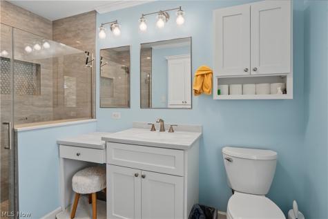 107 Woodcrest Drive Marietta OH 45750