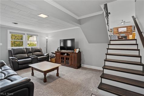 107 Woodcrest Drive Marietta OH 45750