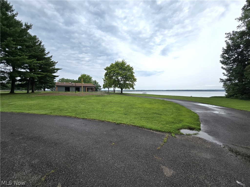 20 Apple Drive Andover OH 44003