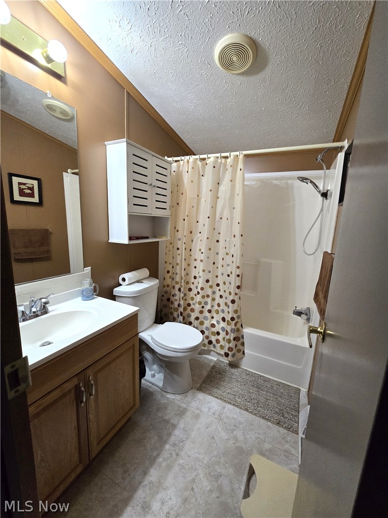 20 Apple Drive Andover OH 44003