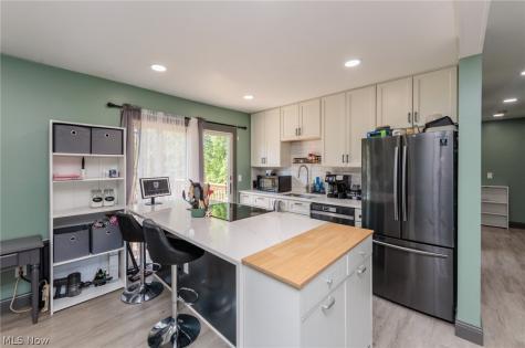 10201 Munich Drive Parma OH 44130