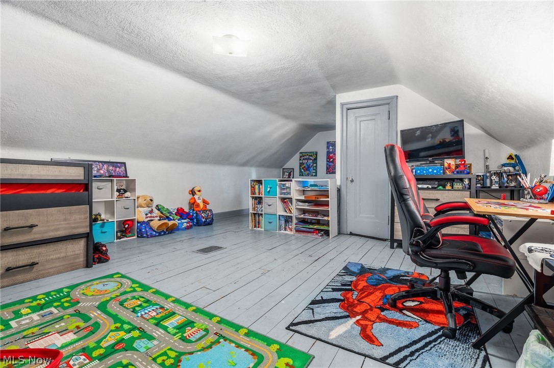 2409 Lake Road Boulevard NW Canton OH 44705