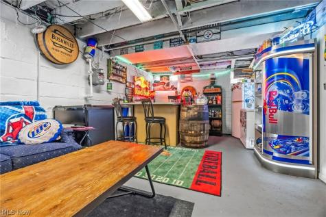 2409 Lake Road Boulevard NW Canton OH 44705