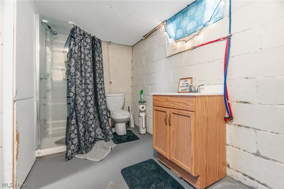 2409 Lake Road Boulevard NW Canton OH 44705