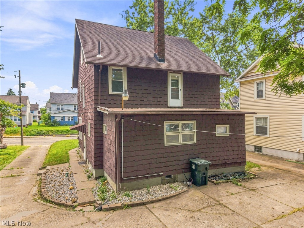 2409 Lake Road Boulevard NW Canton OH 44705