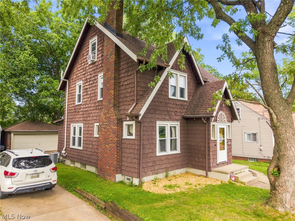 2409 Lake Road Boulevard NW Canton OH 44705