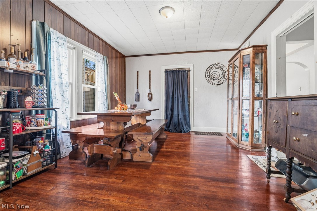 2409 Lake Road Boulevard NW Canton OH 44705