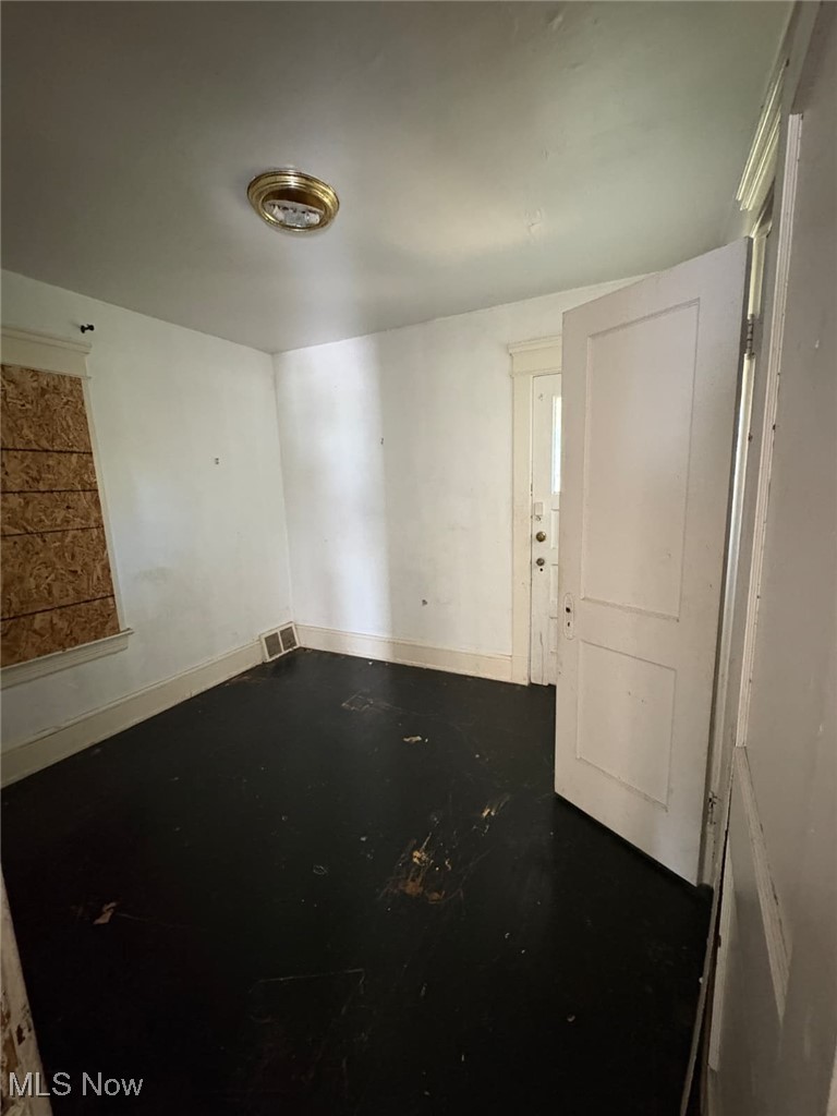 12325 Ingomar Avenue Cleveland OH 44108