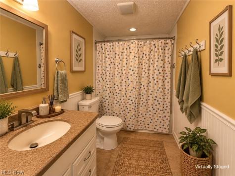 7900 Twin Hills Road Streetsboro OH 44241