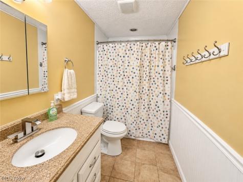 7900 Twin Hills Road Streetsboro OH 44241
