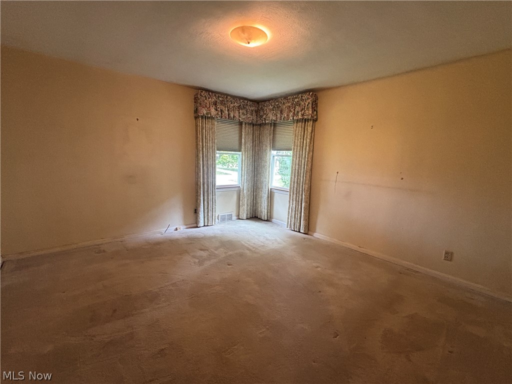 205 Mansell Drive Liberty OH 44505
