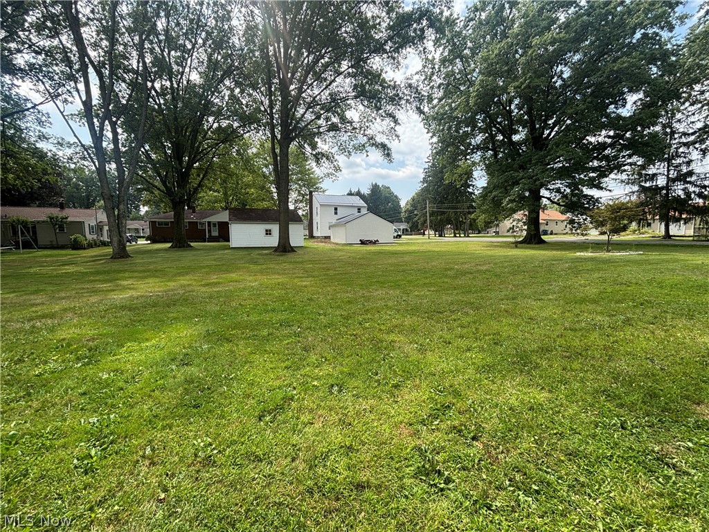 205 Mansell Drive Liberty OH 44505