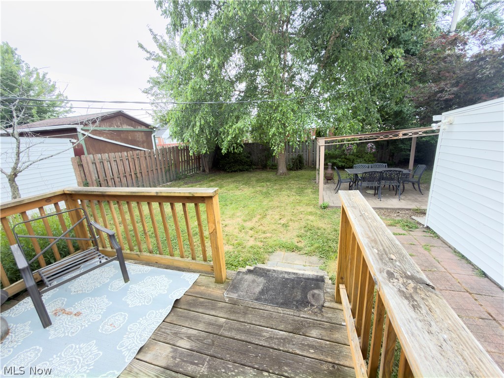 220 E 327th Street Willowick OH 44095