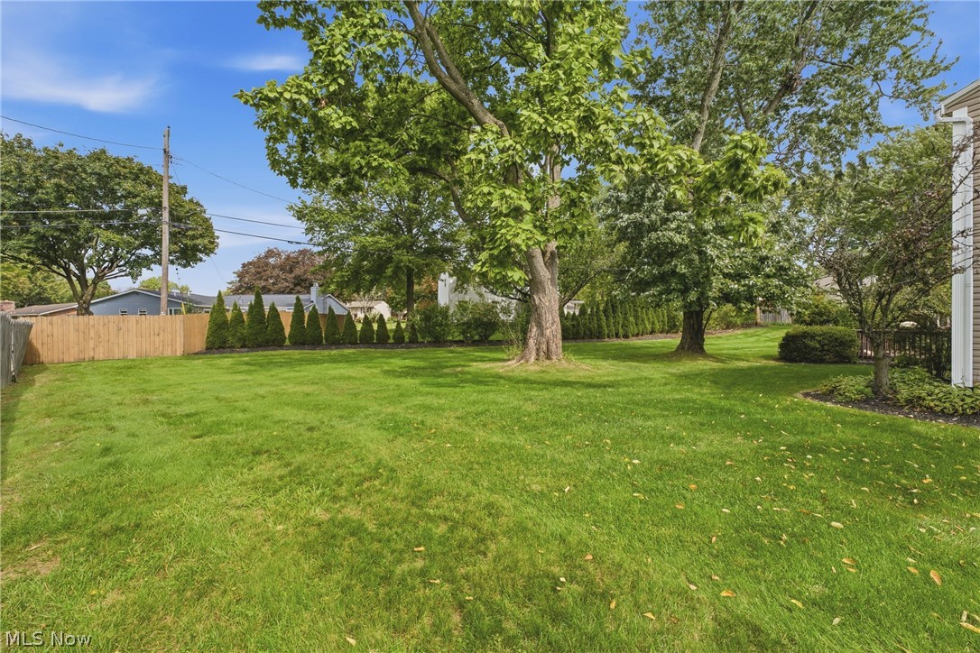 5224 Oakbriar Circle NE Canton OH 44705